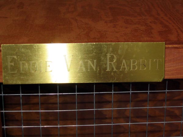 eddie van sign.jpg